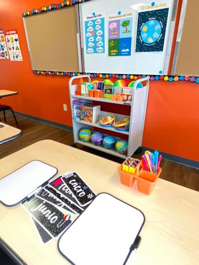 HOLA! Escuela Bilingue